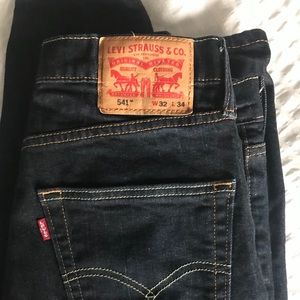 Men’s Levi Jeans 541 in dark blue